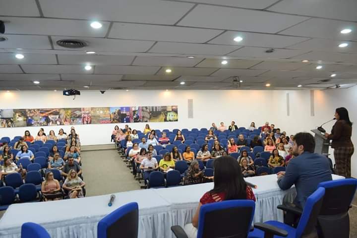 Imagem capa da notícia Secretária de Educação, Eliane Morais, participa de uma maratona de eventos organizado pela UNDIME/PI