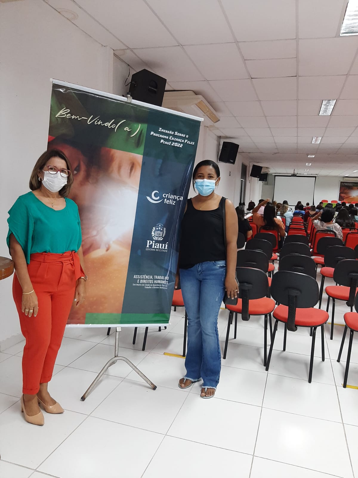 Imagem capa da notícia Secretária de Assistência Social participa de encontro da Imersão sobre o Programa Criança Feliz Piauí 2022