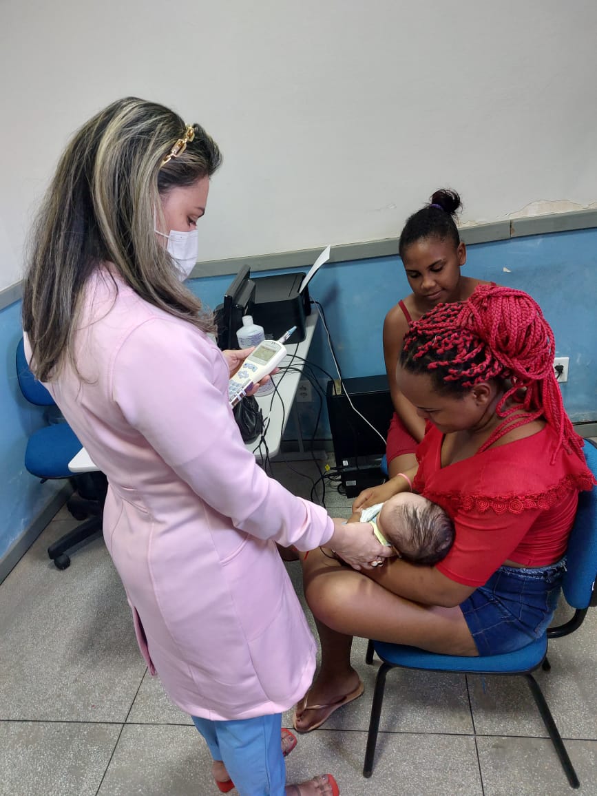 Imagem capa da notícia Secretaria Municipal de Saúde promove ação em saúde auditiva do bebê.