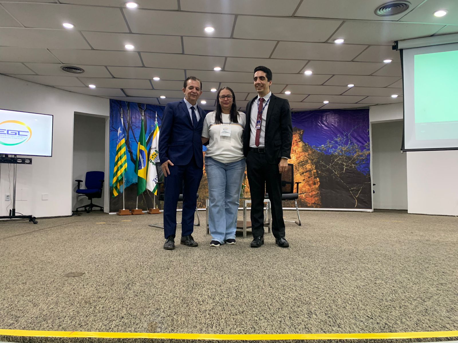 Imagem capa da notícia Regiane Morais, Secretária de Administração e Obras participa da V Jornada de Conhecimento oferecido pelo TCE/PI nos dias 6 e 7