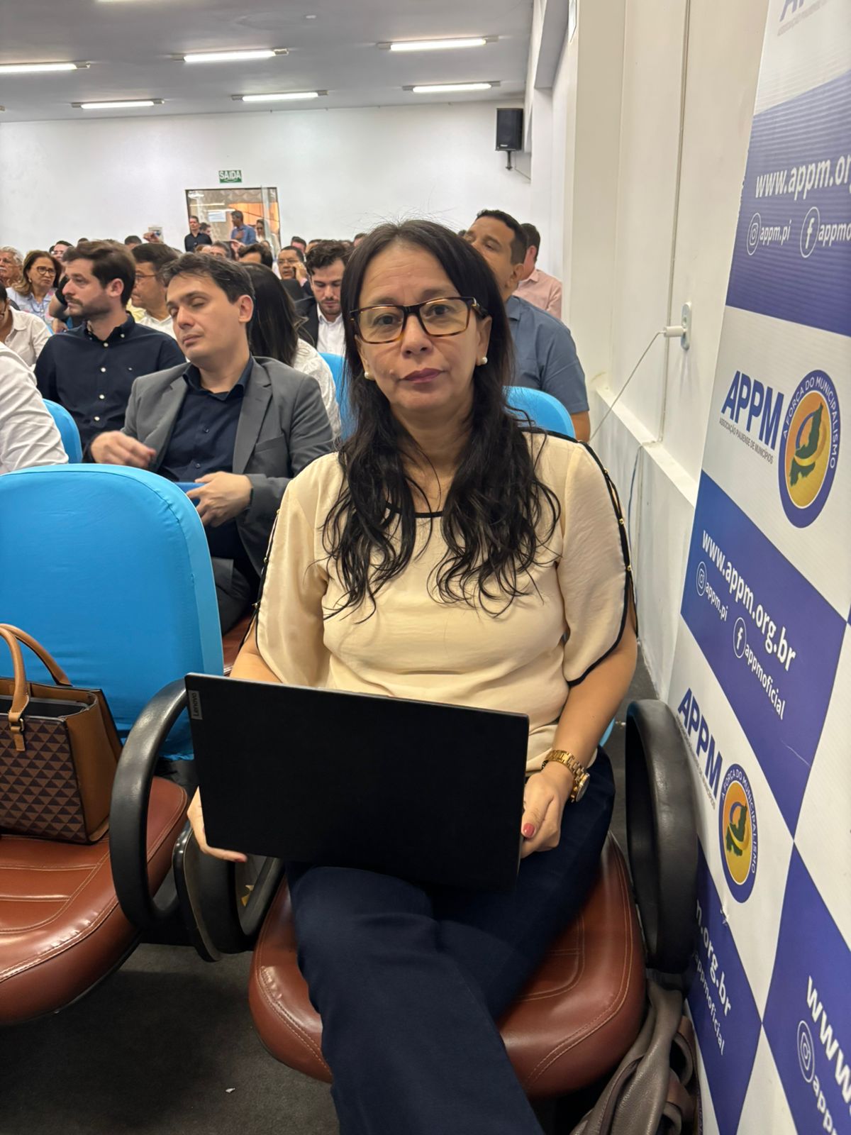 Imagem capa da notícia Secretária de Administração representa Francinópolis em reunião da Microrregião de Água e Esgoto do Estado do Piauí (MRAE) com municípios pós-transição