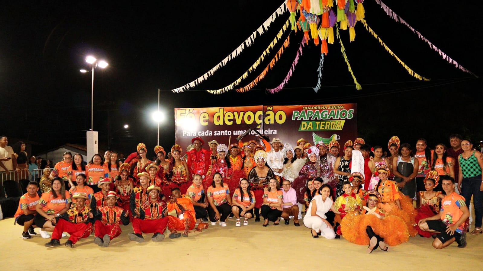 Imagem capa da notícia Francinópolis dá início ao Festival Cultural 2025 com o Arraiá Social em noite de casa cheia e muita emoção