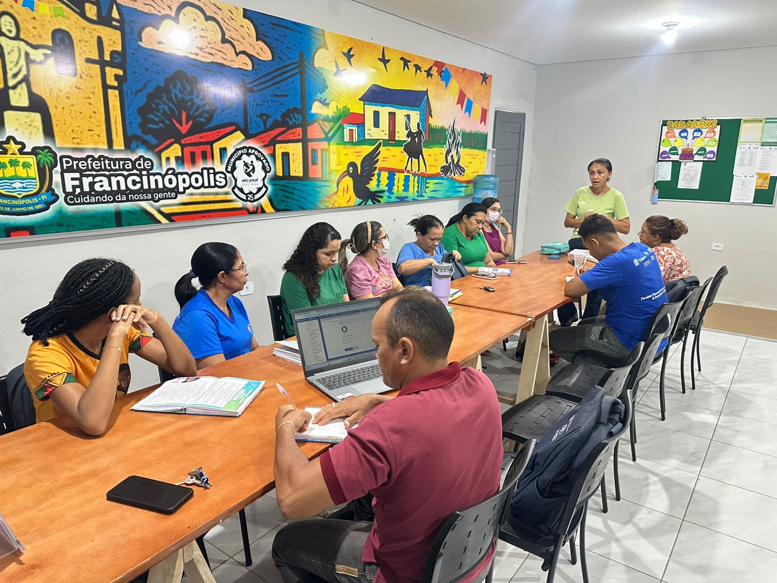 Imagem capa da notícia Secretaria de Educação realiza reunião com gestores escolares para alinhar ações para o último trimestre do ano letivo em Francinópolis